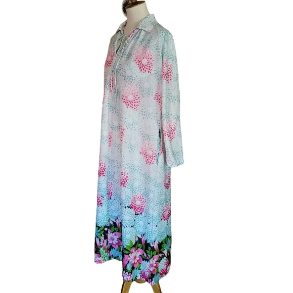 80's Givenchy Intimates Paris‎ Multi-color Floral Peignoir Two Piece Set